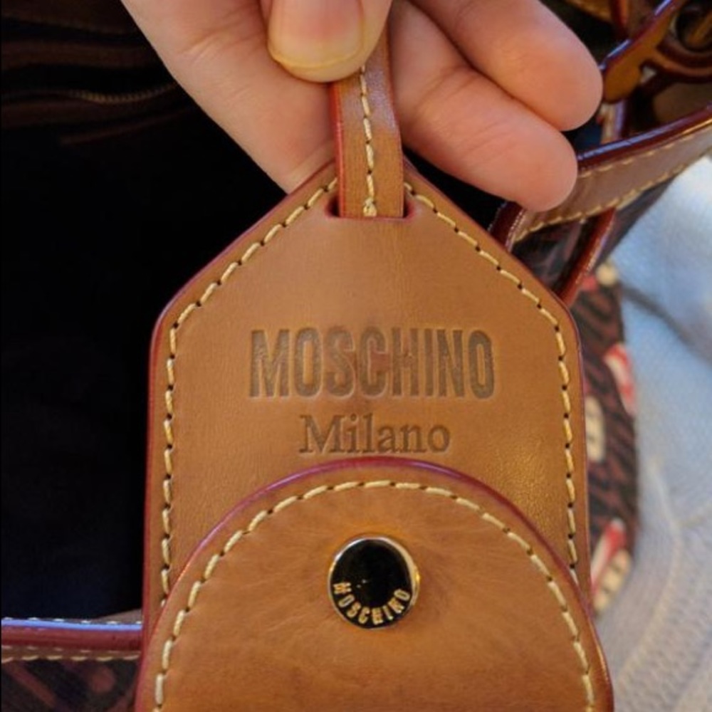 Moschino/Super Mario Bucket Bag.